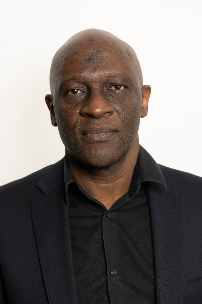 Dr Andrew D Kiberu